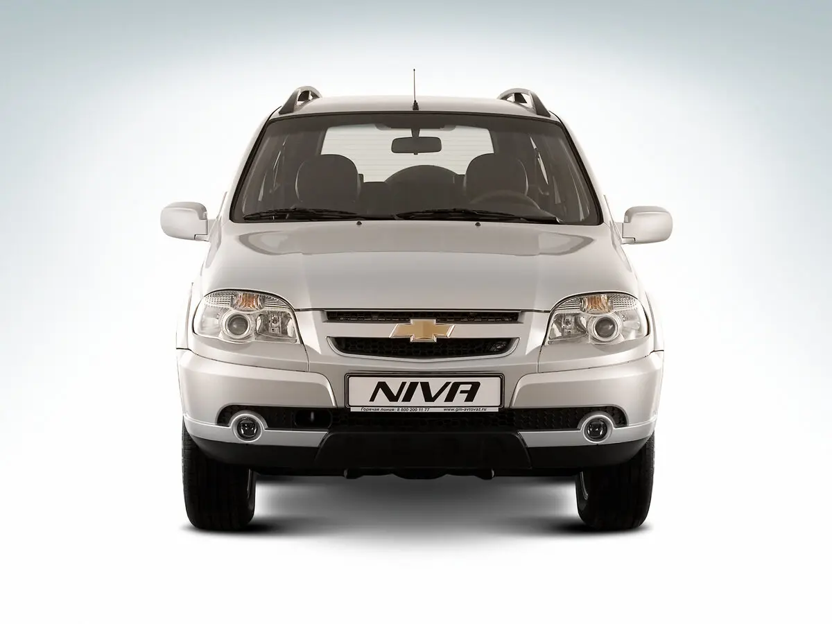 Chevrolet Niva I Рестайлинг Внедорожник 5 дв. — 照片 3