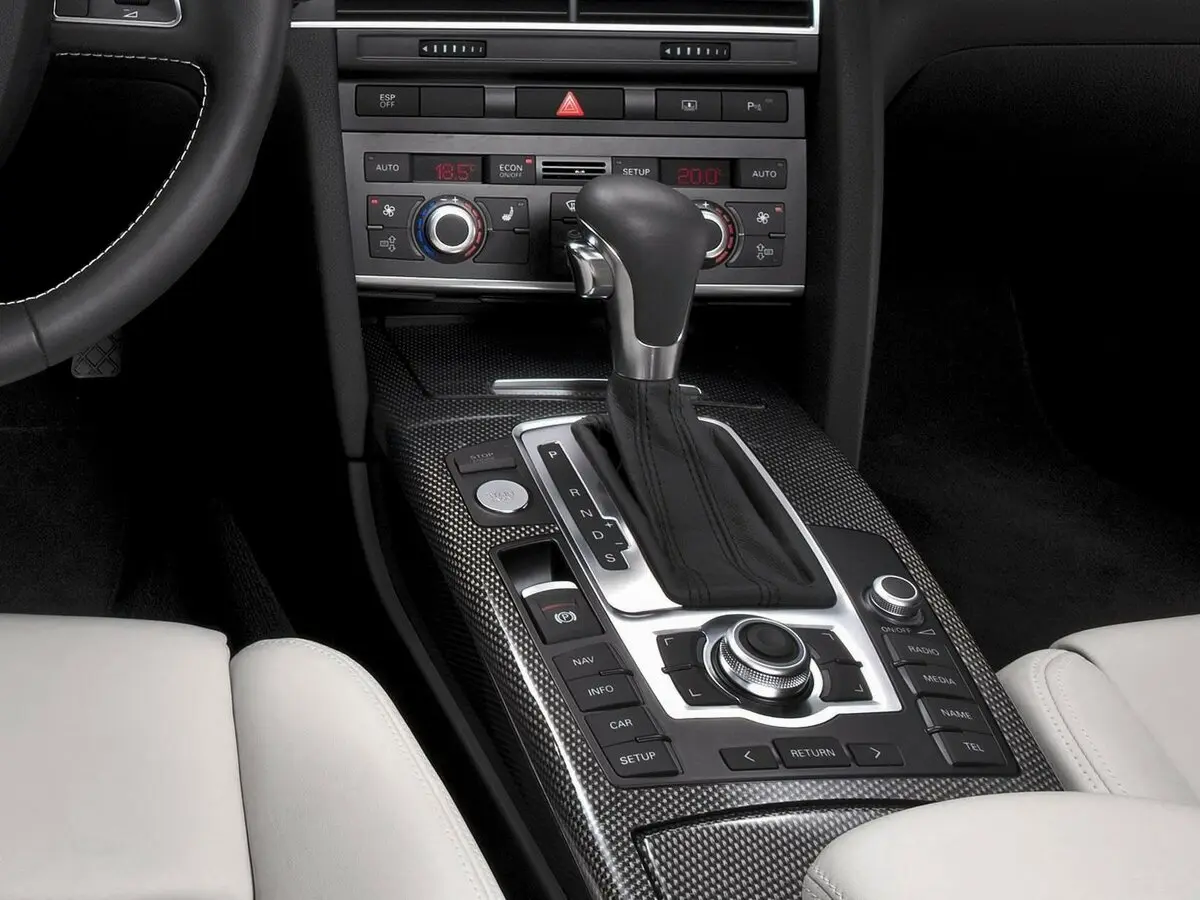 Audi S6 III (C6) Рестайлинг Универсал 5 дв. — photo 9