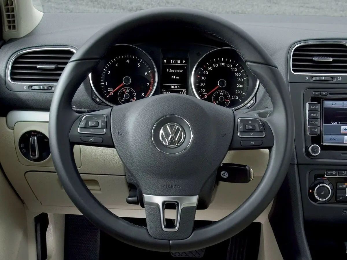 Volkswagen Golf VI Хэтчбек 5 дв. — фото 10
