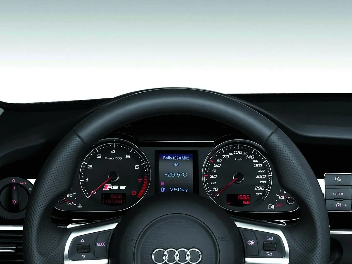 Audi RS 6 II (C6) Универсал 5 дв. — сүрөт 9