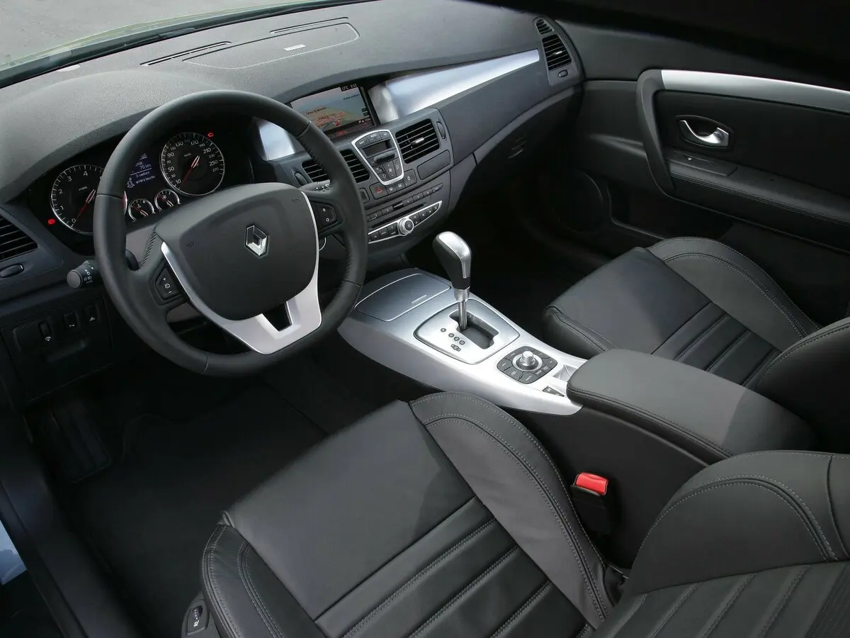 Renault Laguna III Купе — сүрөт 7