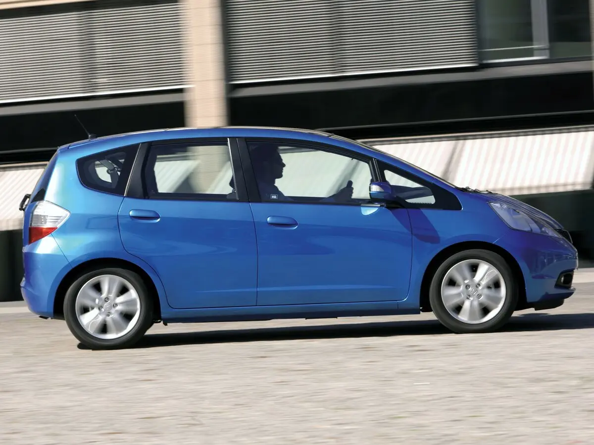 Honda Jazz II Хэтчбек 5 дв. — фото 3