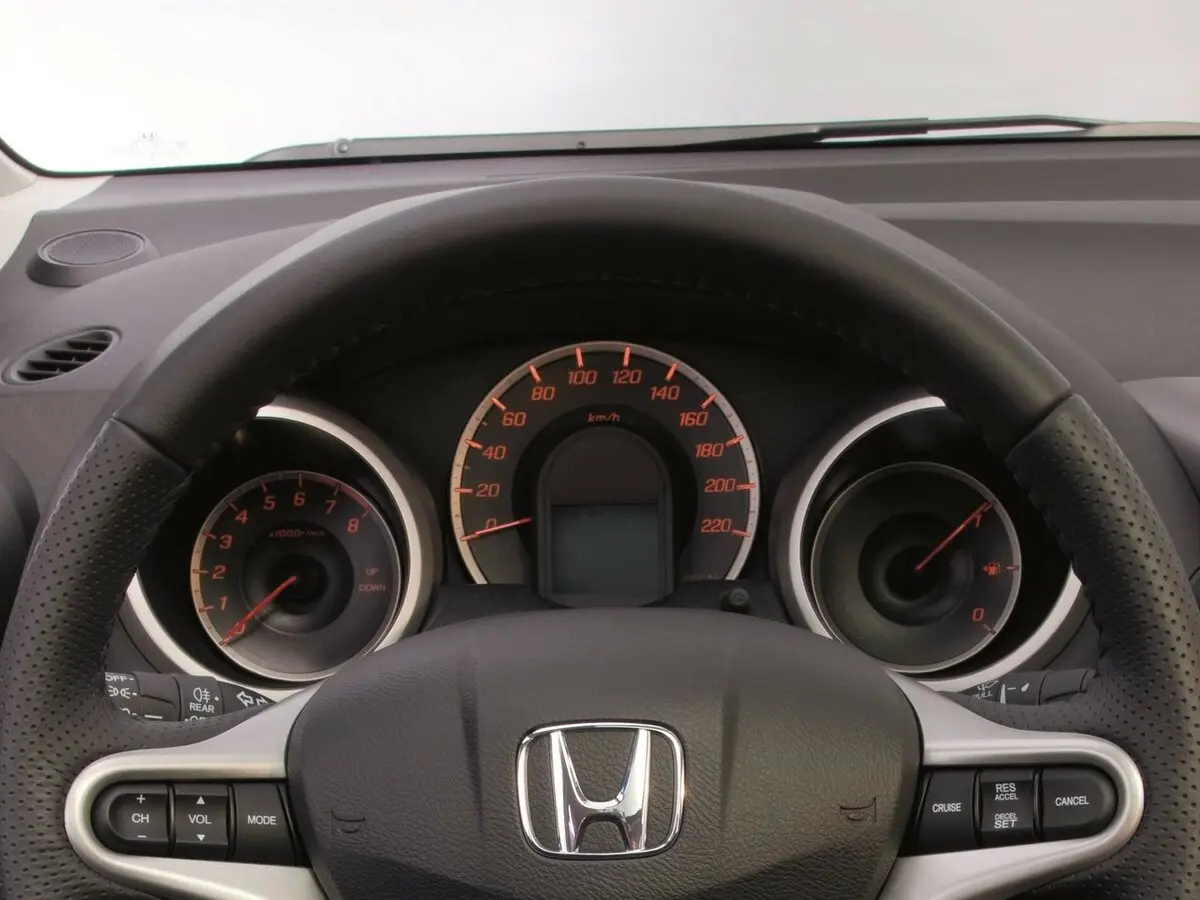 Honda Jazz II Хэтчбек 5 дв. — фото 9