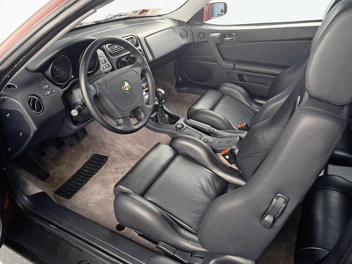 Alfa Romeo GTV 1995 – 2006 Купе