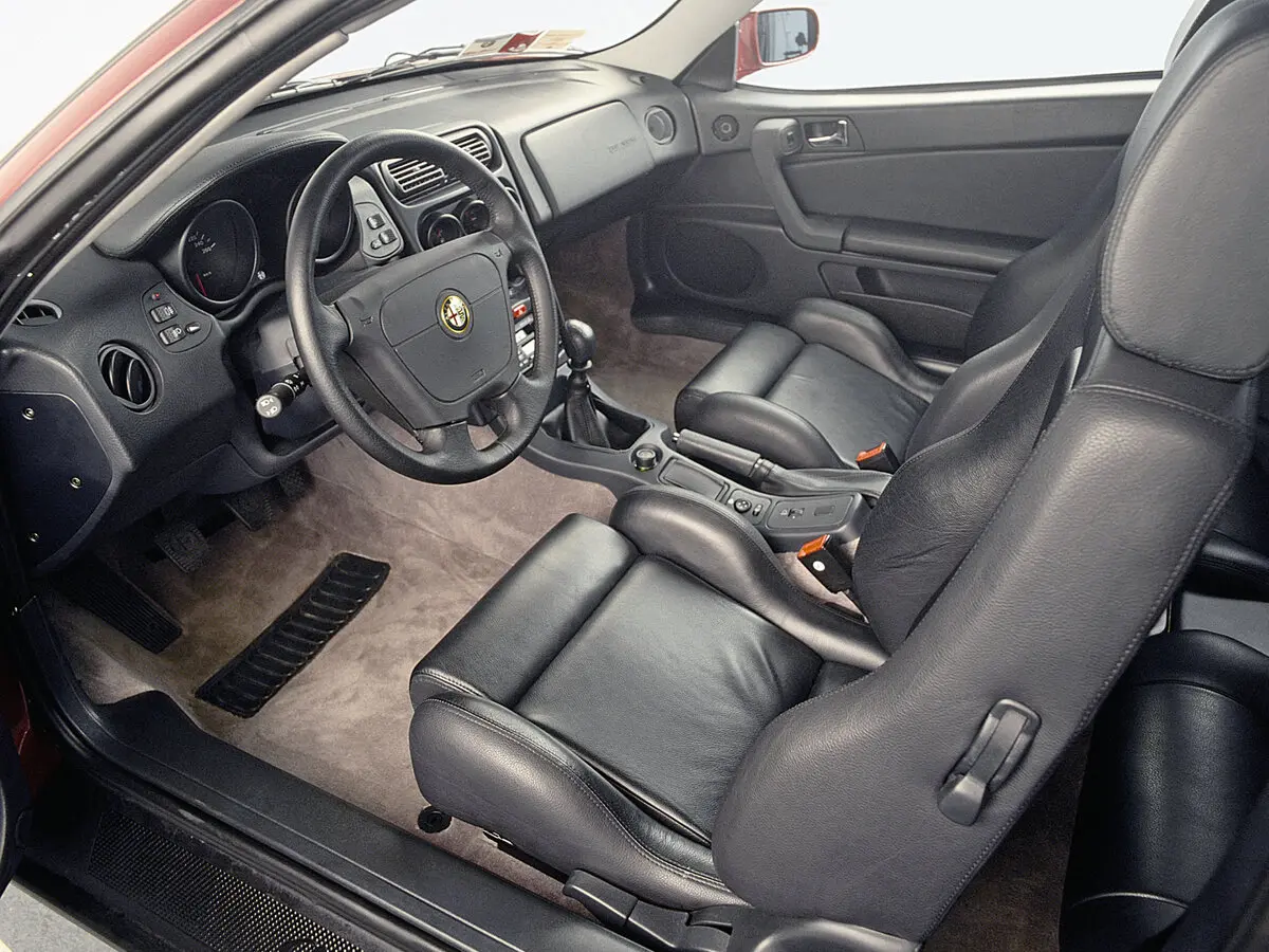 Alfa Romeo GTV 1995 – 2006 Купе — сүрөт 8