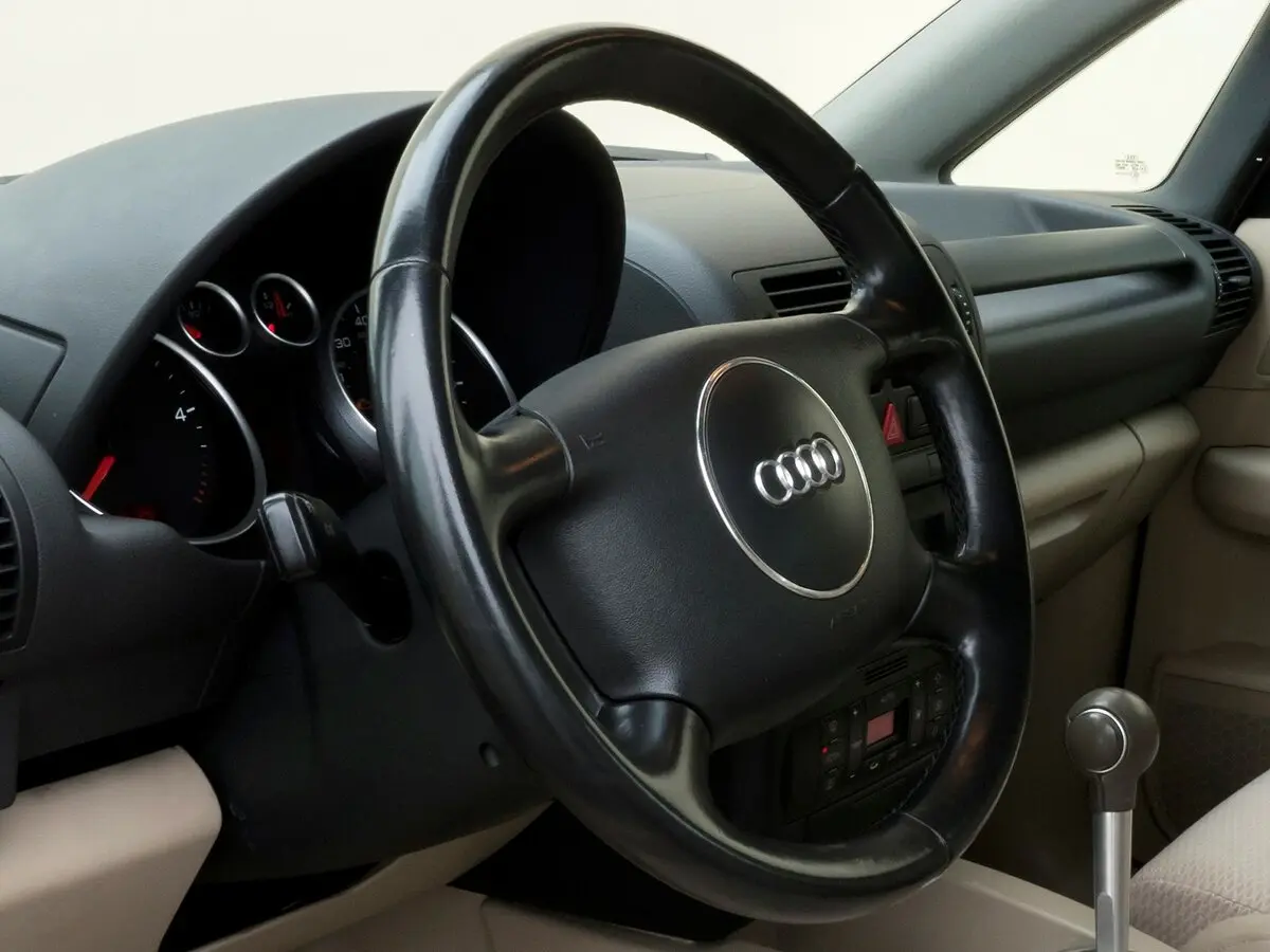 Audi A2 2000 – 2007 Хэтчбек 5 дв. — photo 9