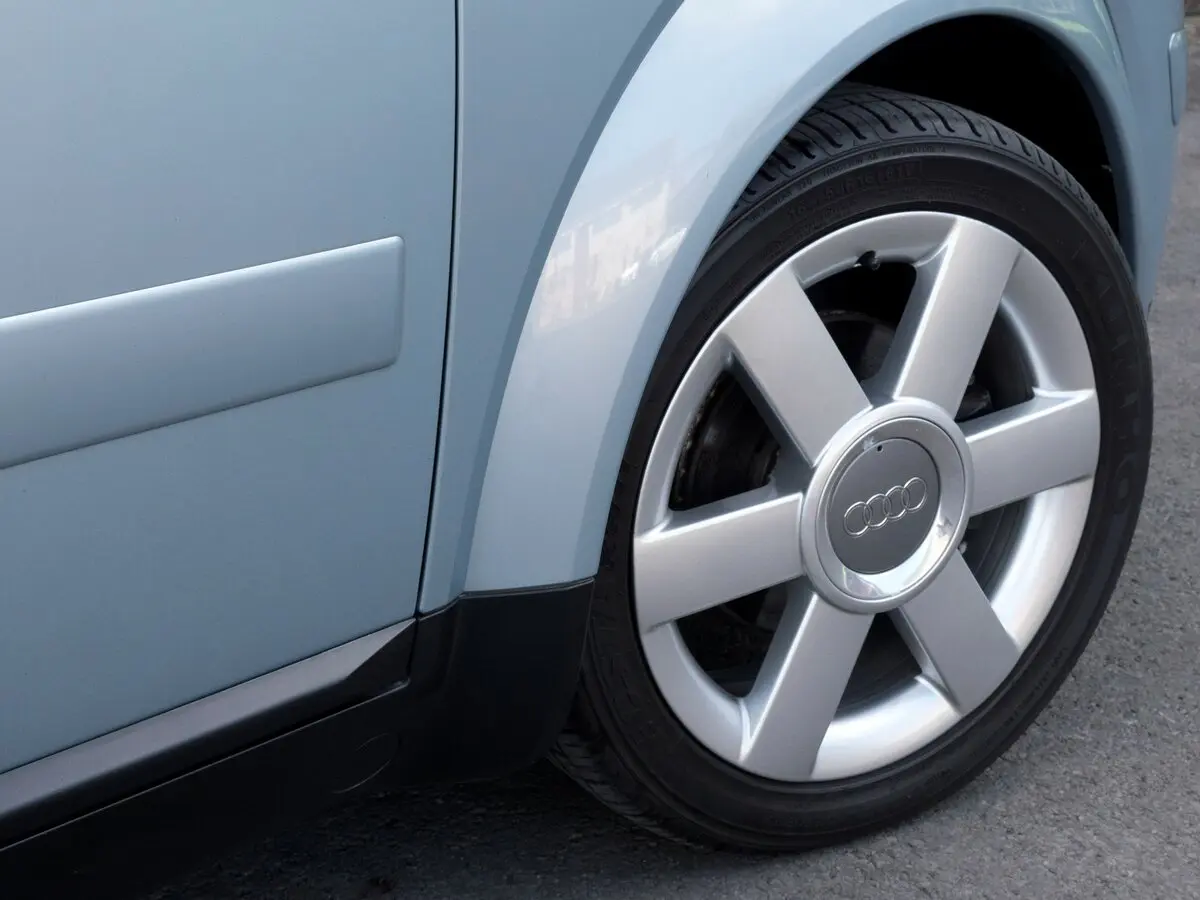 Audi A2 2000 – 2007 Хэтчбек 5 дв. — photo 17