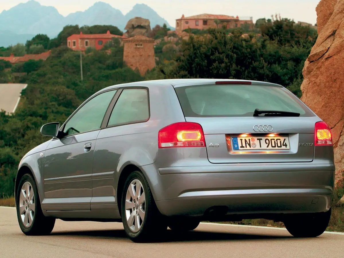 Audi A3 II (8P) Хэтчбек 3 дв. — сүрөт 5