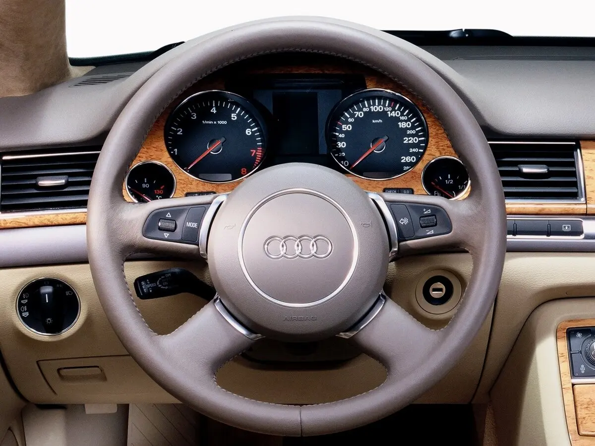 Audi A8 II (D3) Седан — сүрөт 8