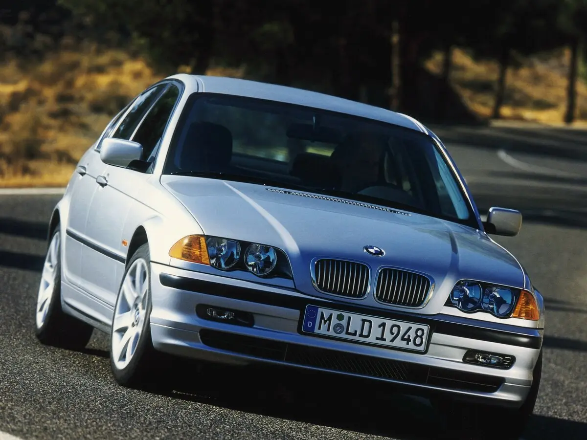 BMW 3 серии IV (E46) Седан — photo 3