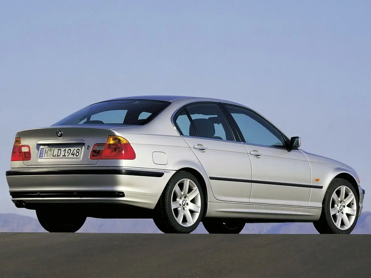 BMW 3 серии IV (E46) Седан — photo 5