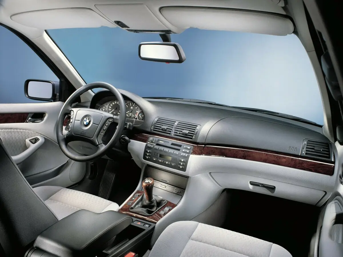 BMW 3 серии IV (E46) Седан — photo 6