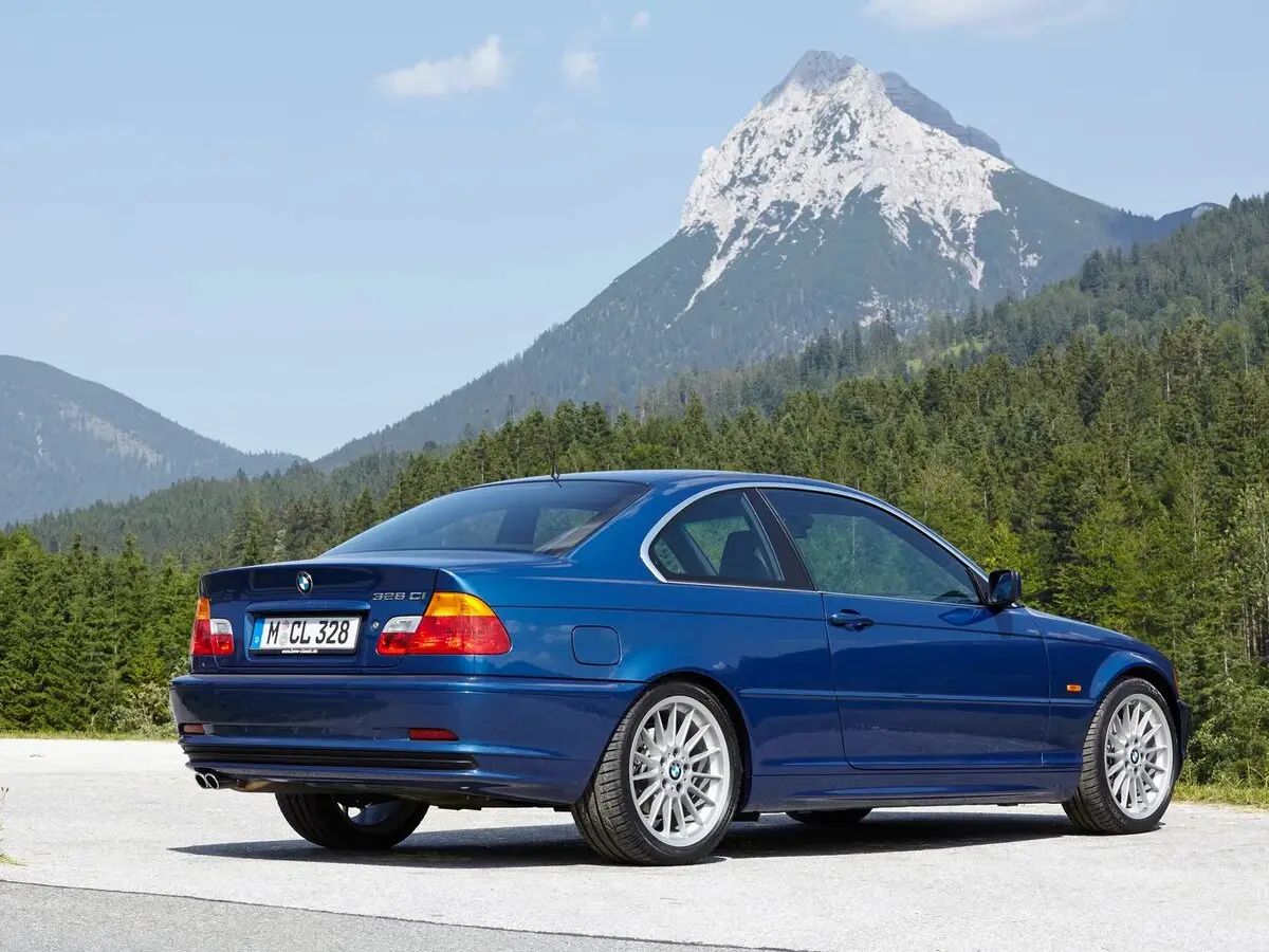 BMW 3 серии IV (E46) Купе — photo 5