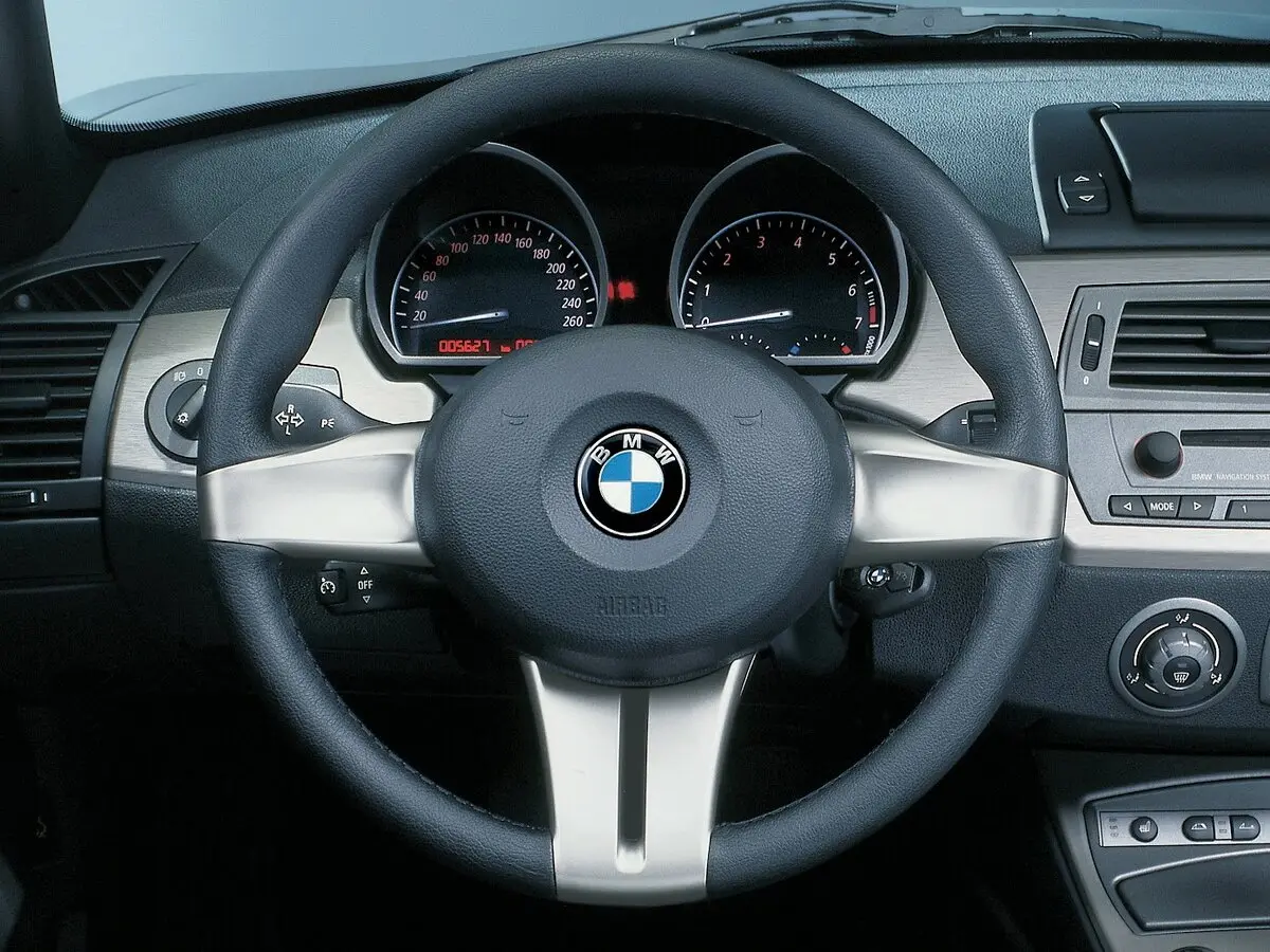 BMW Z4 I (E85/E86) Родстер — сүрөт 10