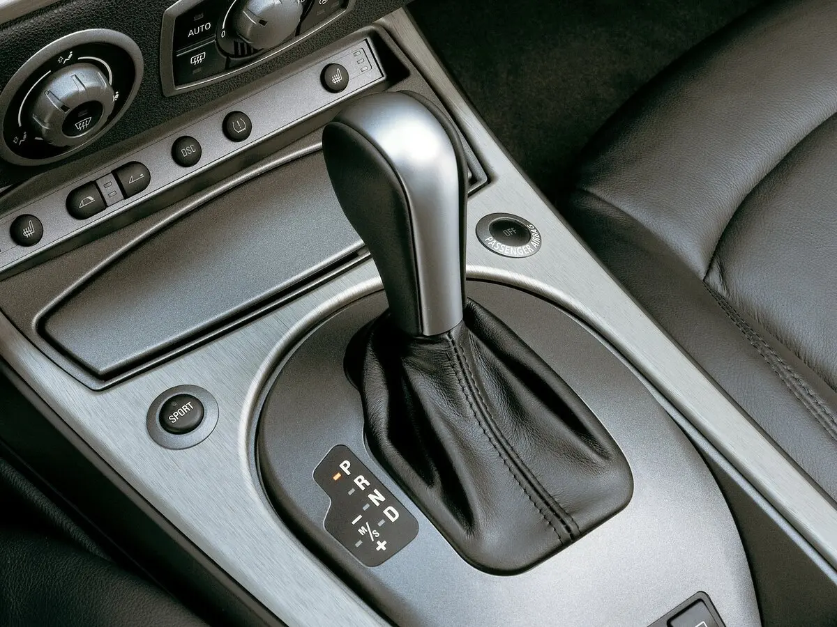 BMW Z4 I (E85/E86) Родстер — сүрөт 12