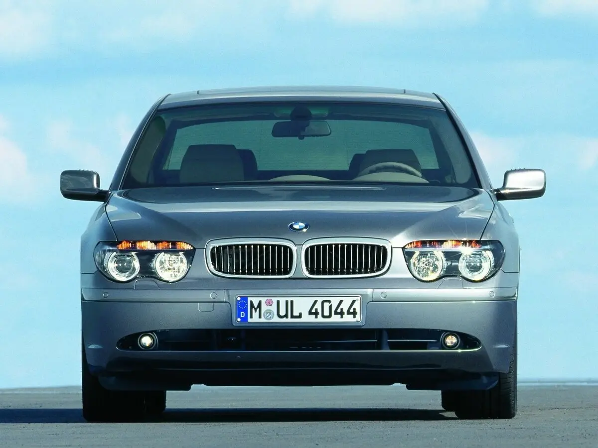 BMW 7 серии IV (E65/E66) Седан — сүрөт 3