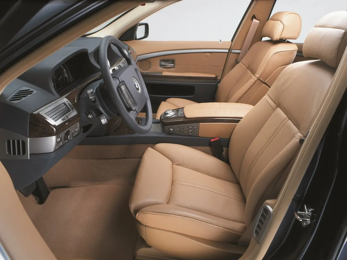 BMW 7 серии IV (E65/E66) Седан — сүрөт 8