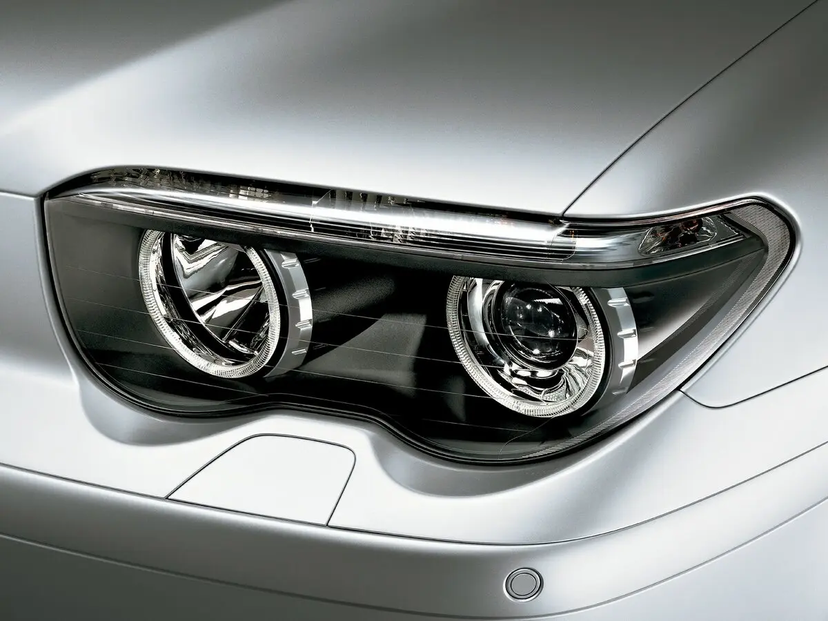 BMW 7 серии IV (E65/E66) Седан — сүрөт 15