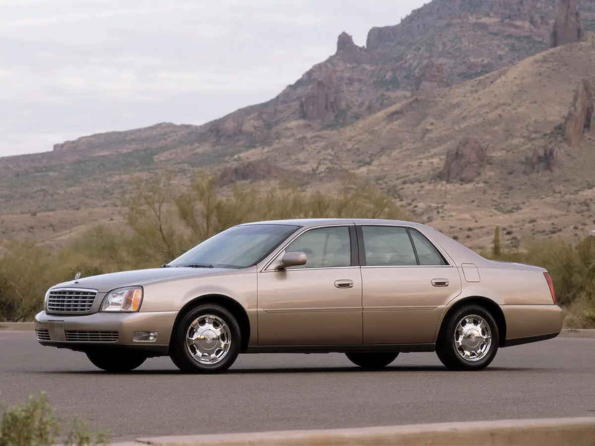 Cadillac DeVille VIII Седан — сүрөт 3