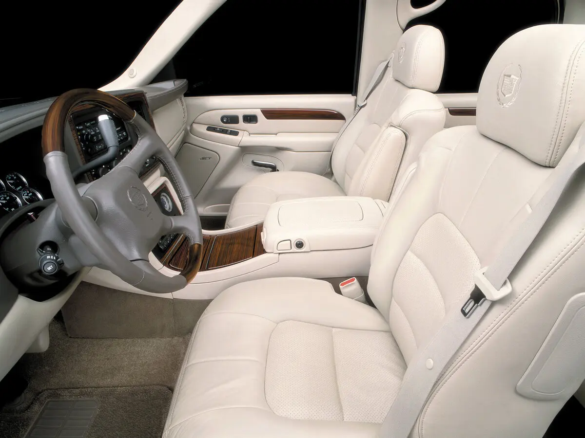 Cadillac Escalade II Внедорожник 5 дв. — photo 6