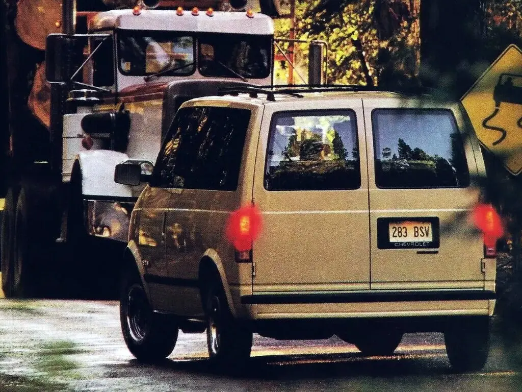 Chevrolet Astro I Минивэн — сүрөт 4