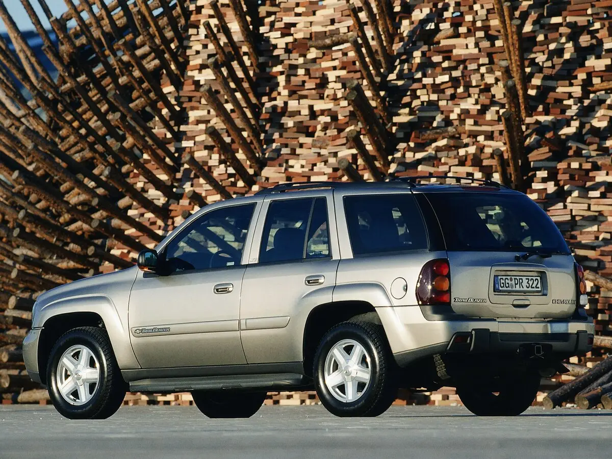Chevrolet TrailBlazer I Внедорожник 5 дв. — photo 5