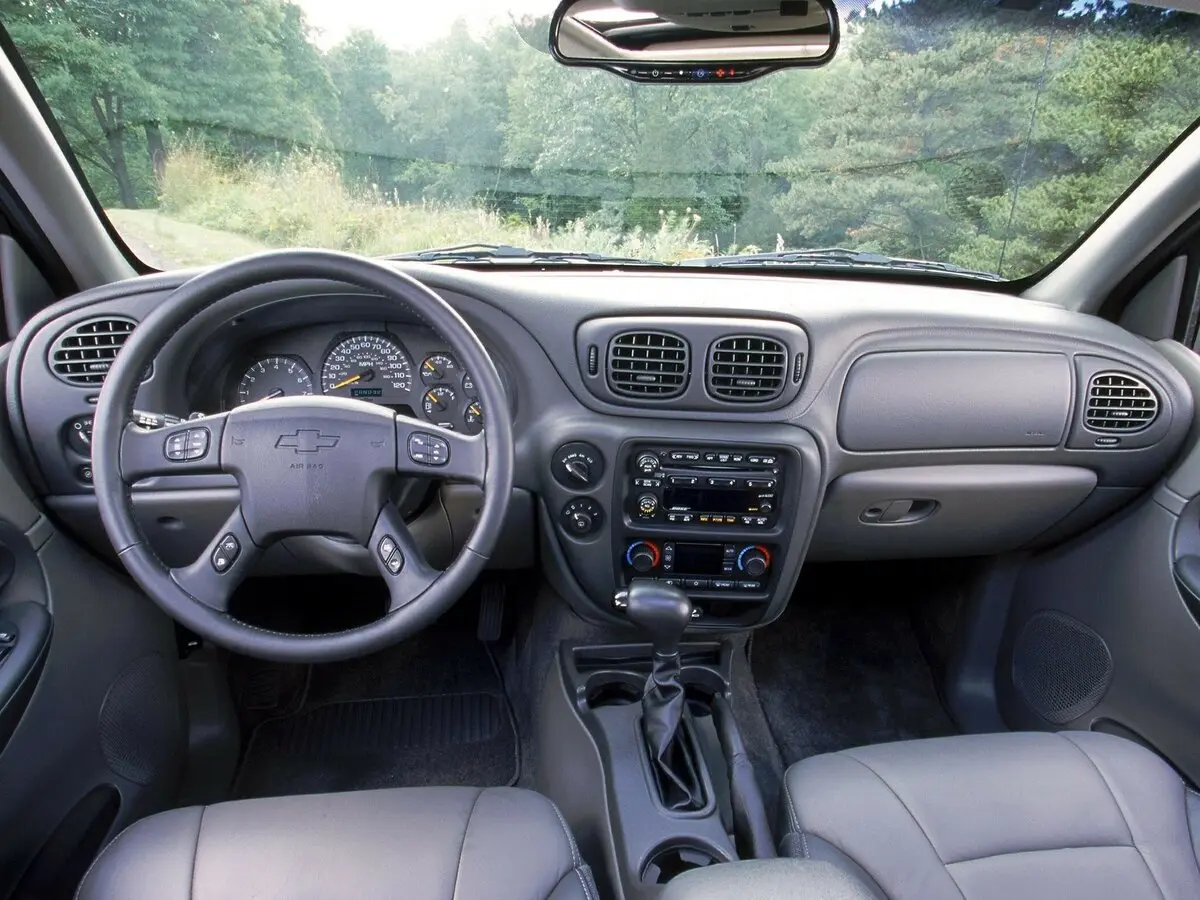 Chevrolet TrailBlazer I Внедорожник 5 дв. — photo 6