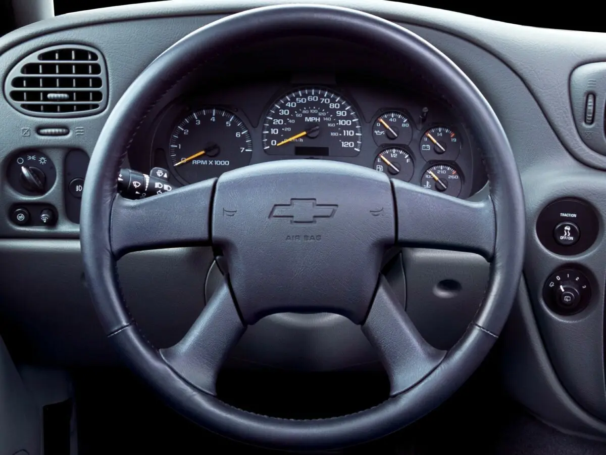 Chevrolet TrailBlazer I Внедорожник 5 дв. — photo 10