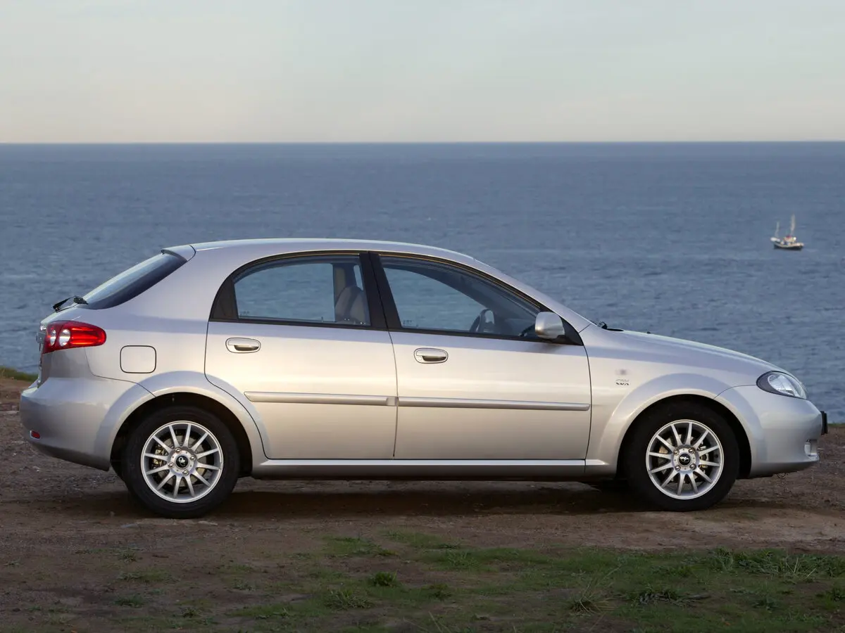 Daewoo Lacetti 2002 – 2010 Хэтчбек 5 дв. — сүрөт 2