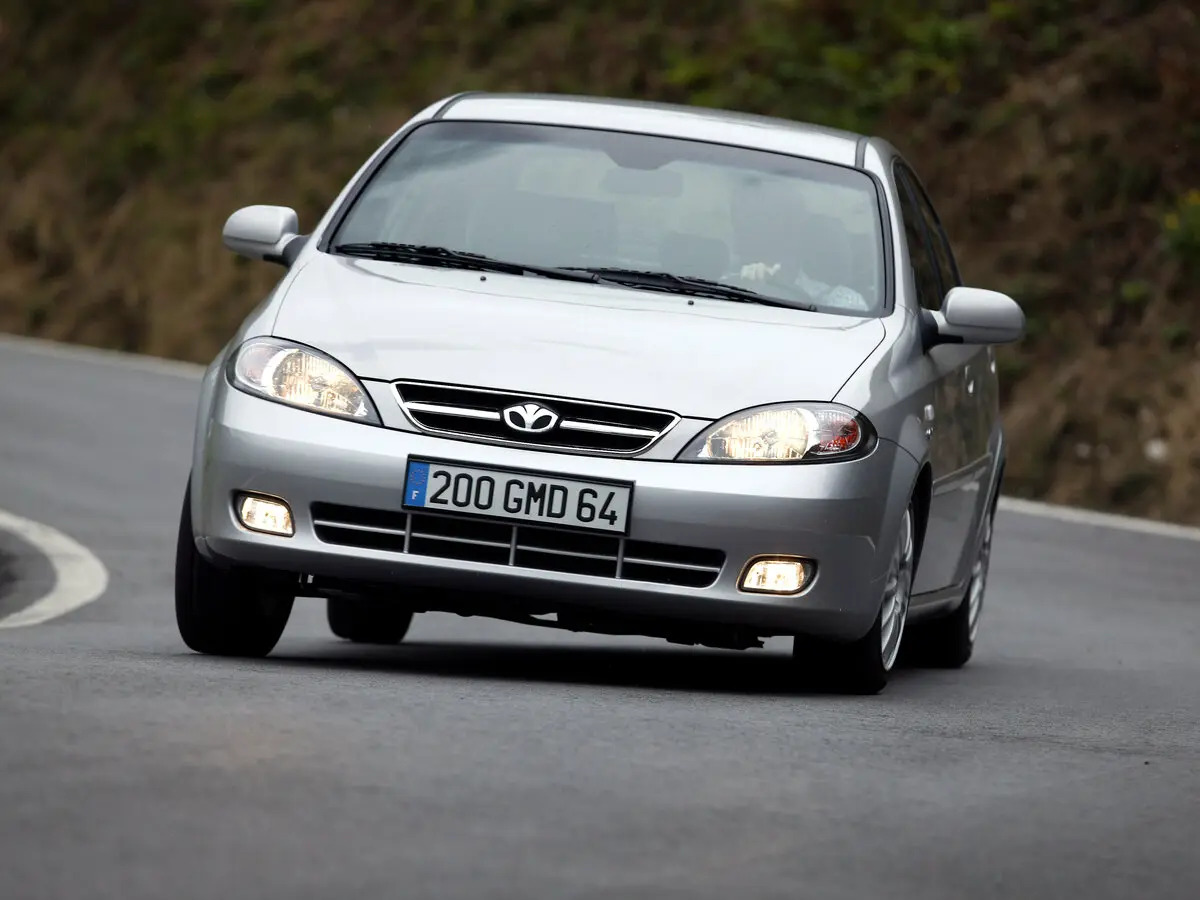 Daewoo Lacetti 2002 – 2010 Хэтчбек 5 дв. — сүрөт 3