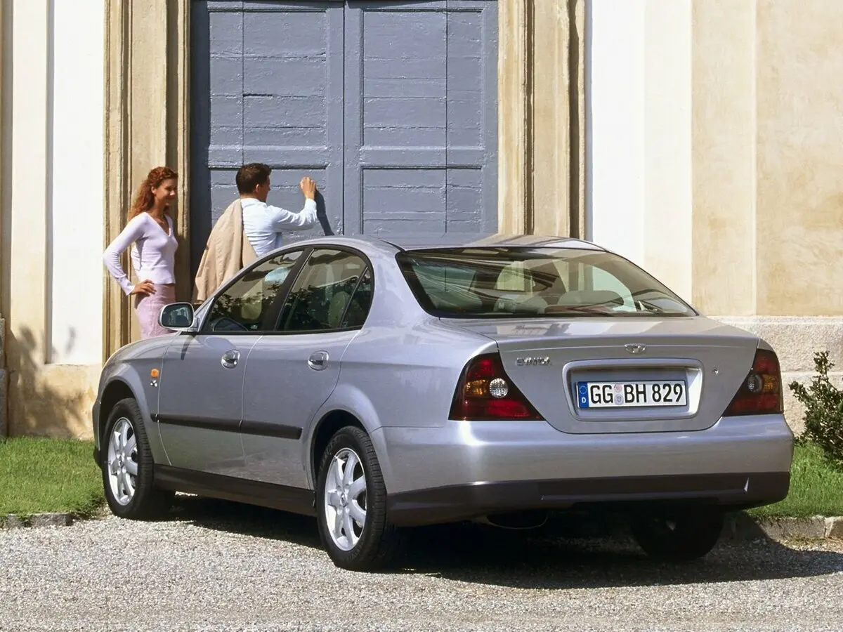 Daewoo Evanda 2002 – 2005 Седан — сүрөт 4