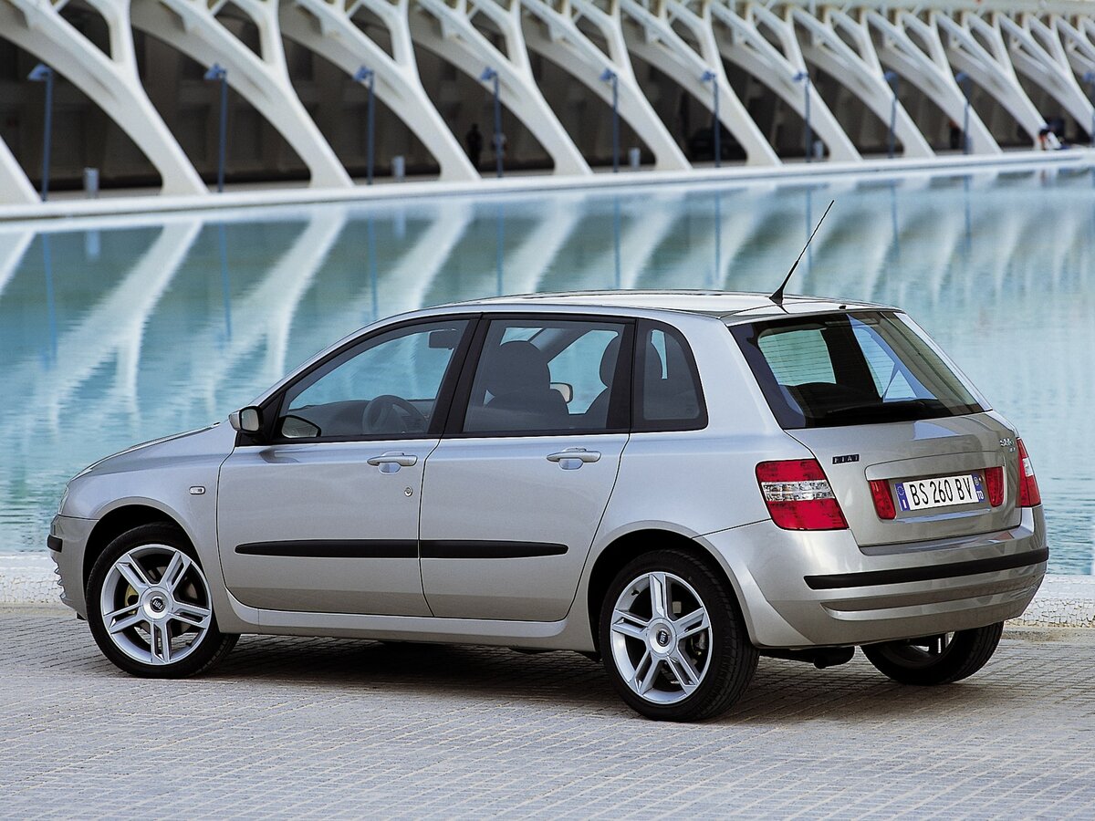 Fiat Stilo 2001 – 2007 Хэтчбек 5 дв. — фото 5