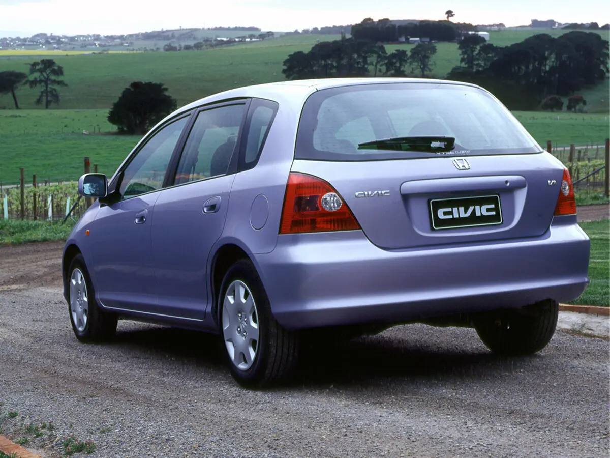 Honda Civic VII Хэтчбек 5 дв. — фото 4