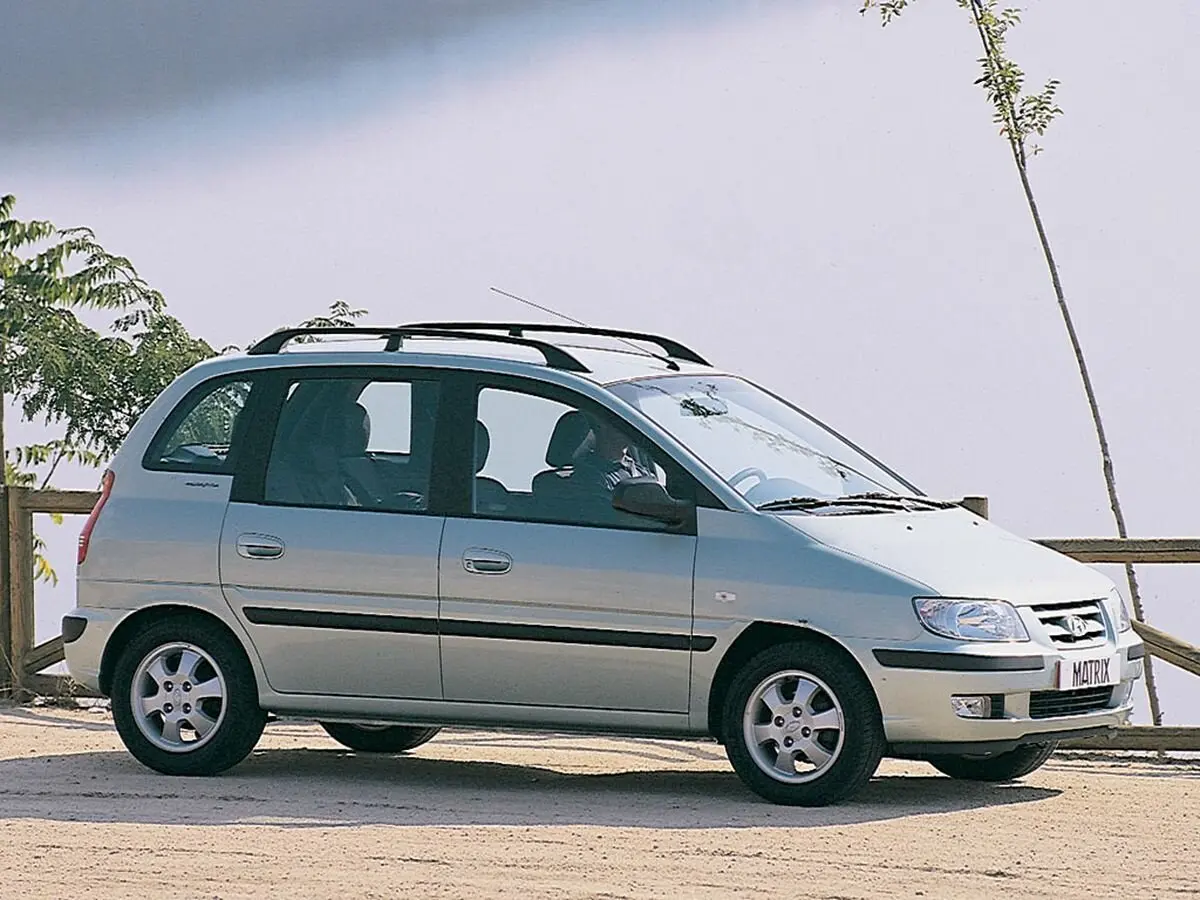 Hyundai Matrix I Компактвэн — фото 2