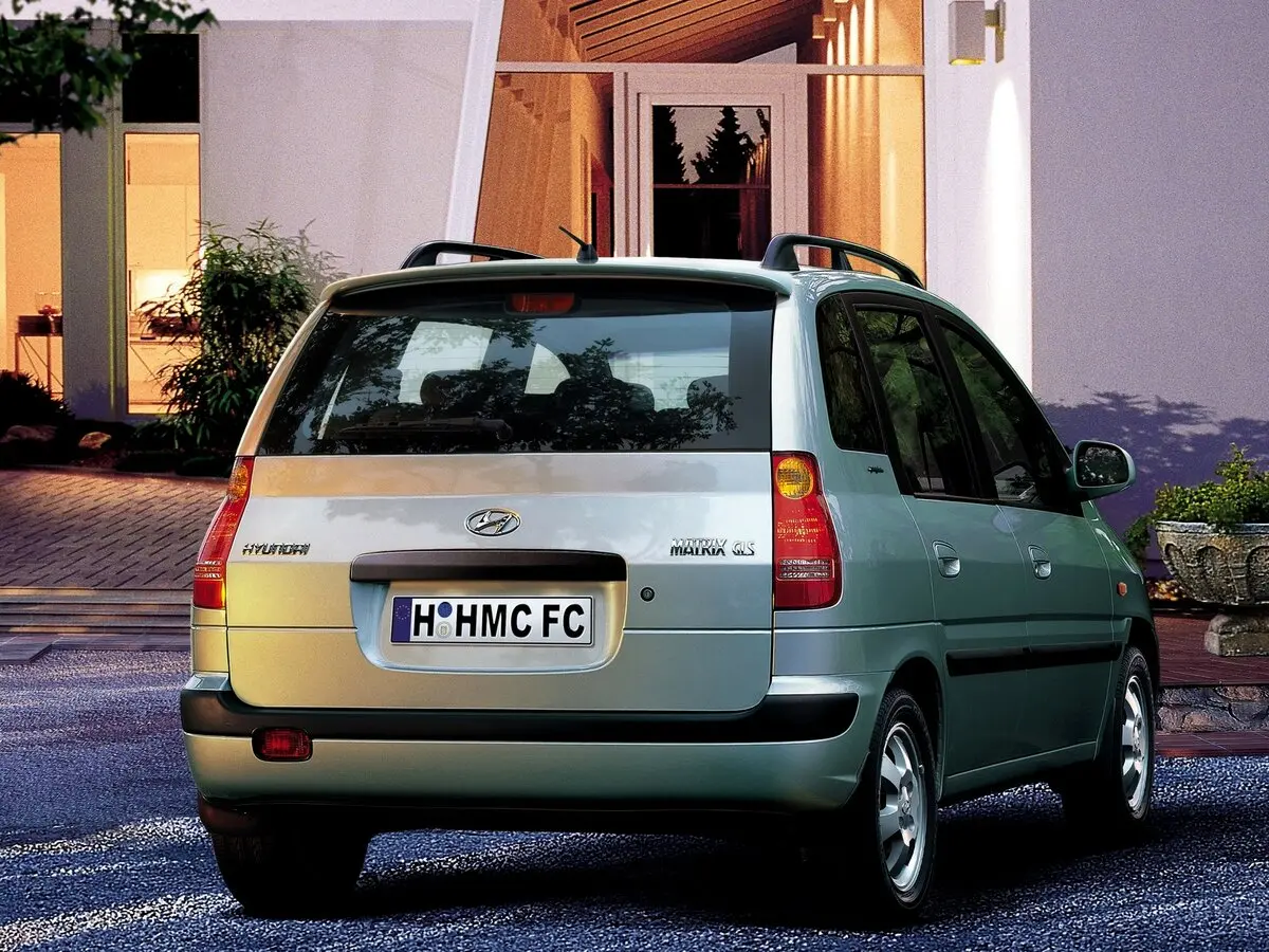 Hyundai Matrix I Компактвэн — фото 4
