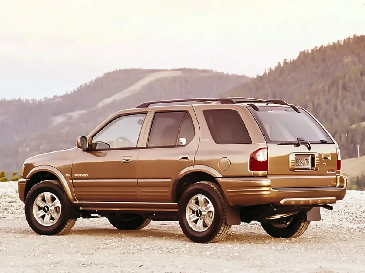Isuzu Rodeo II Внедорожник 5 дв. — photo 3