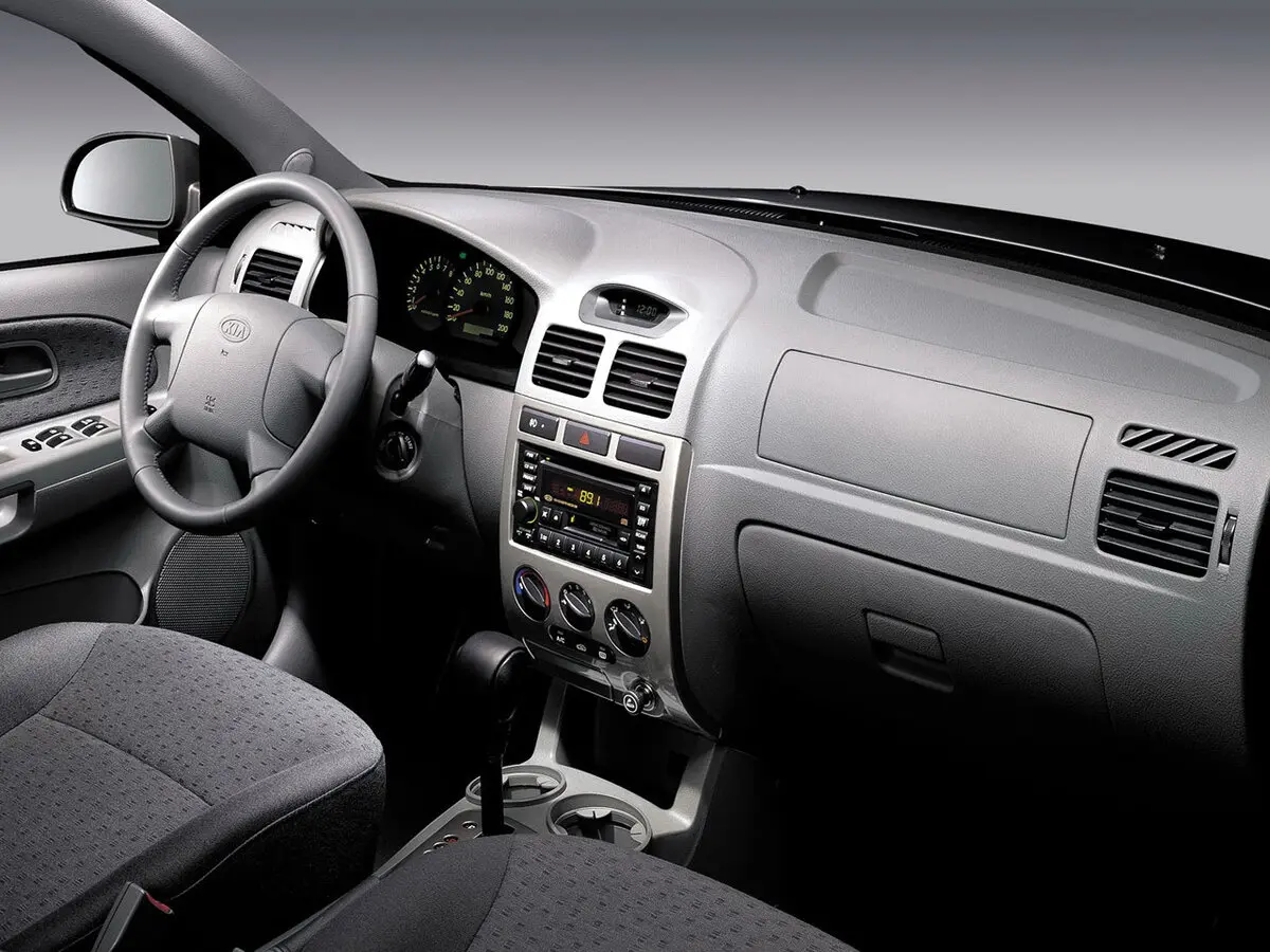 Kia Rio I Рестайлинг Седан — фото 5
