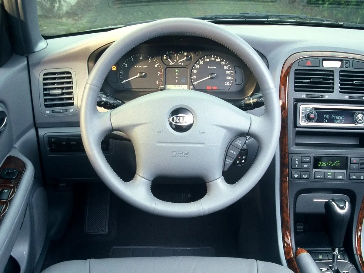 Kia Magentis I Рестайлинг Седан — сүрөт 7