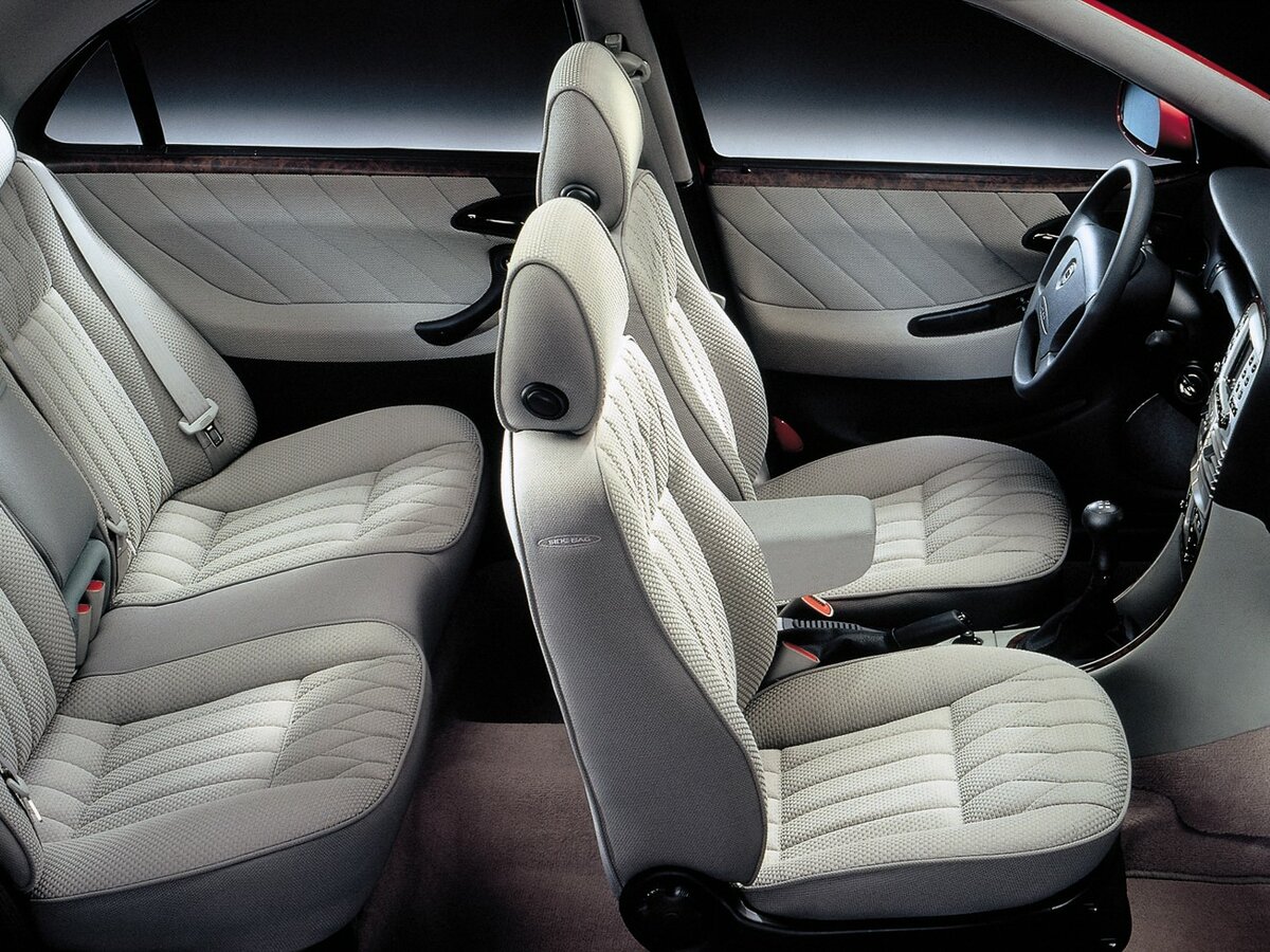 Lancia Lybra 1999 – 2006 Седан — фото 7