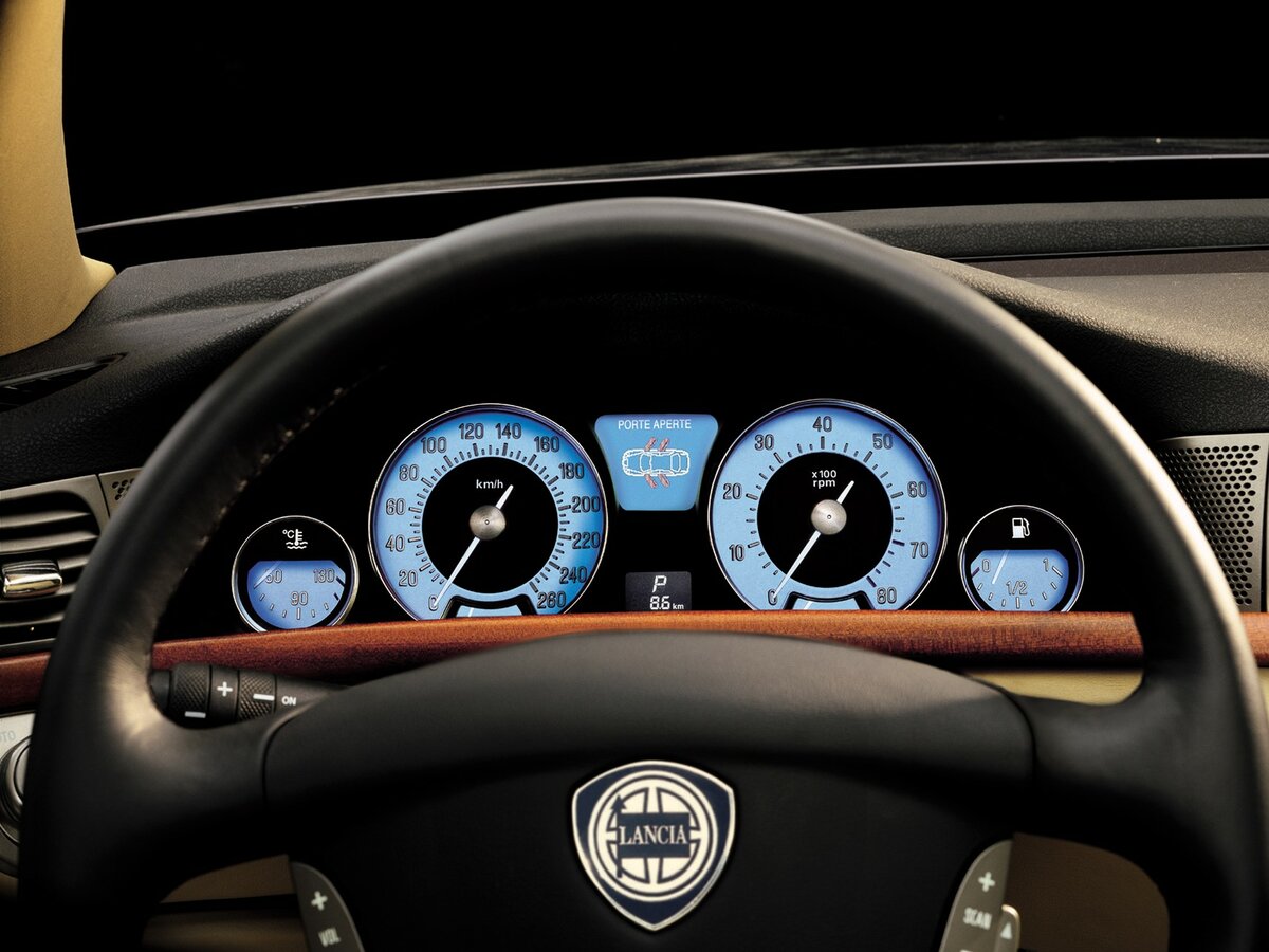 Lancia Thesis 2002 – 2009 Седан — фото 6