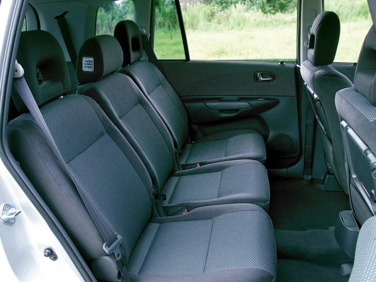 Mazda Premacy I (CP) Компактвэн — фото 6