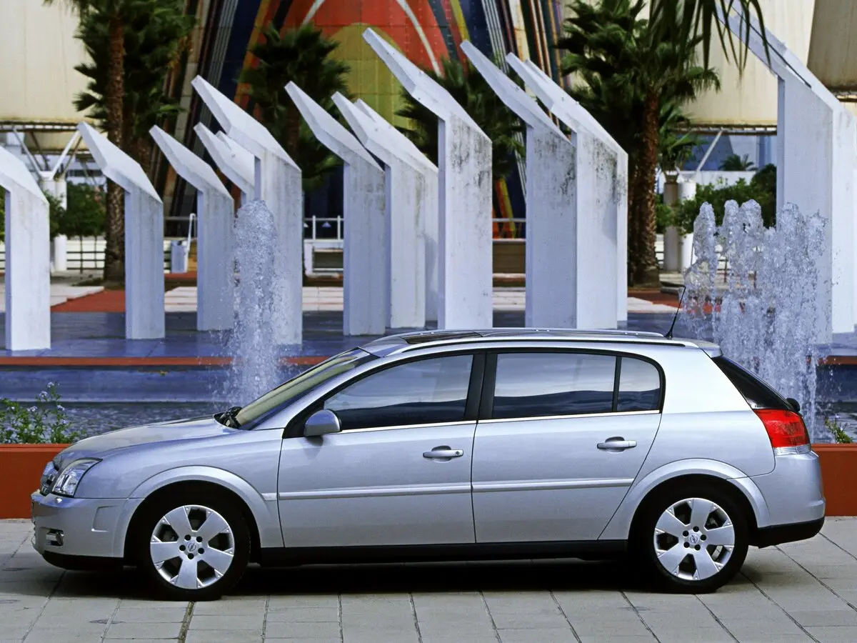 Opel Signum I Хэтчбек 5 дв. — сүрөт 2