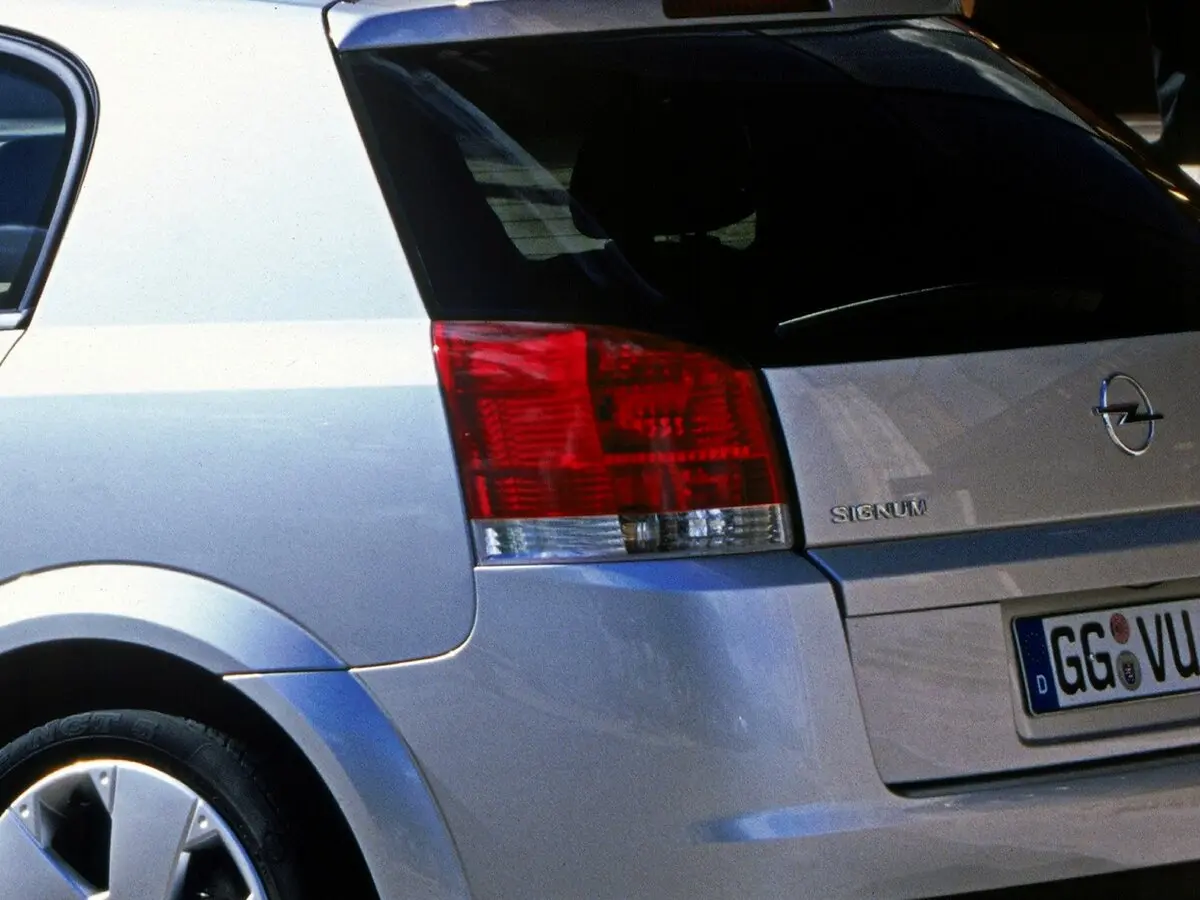 Opel Signum I Хэтчбек 5 дв. — сүрөт 10