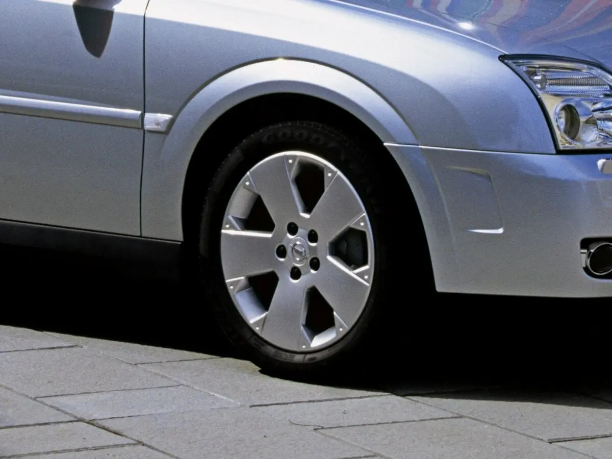 Opel Signum I Хэтчбек 5 дв. — сүрөт 11