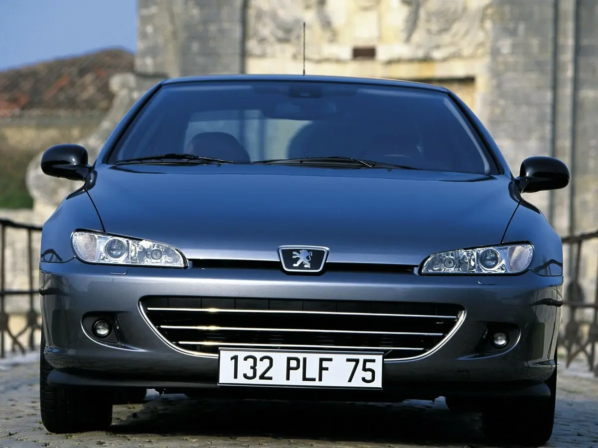 Peugeot 406 I Рестайлинг Купе — фото 3