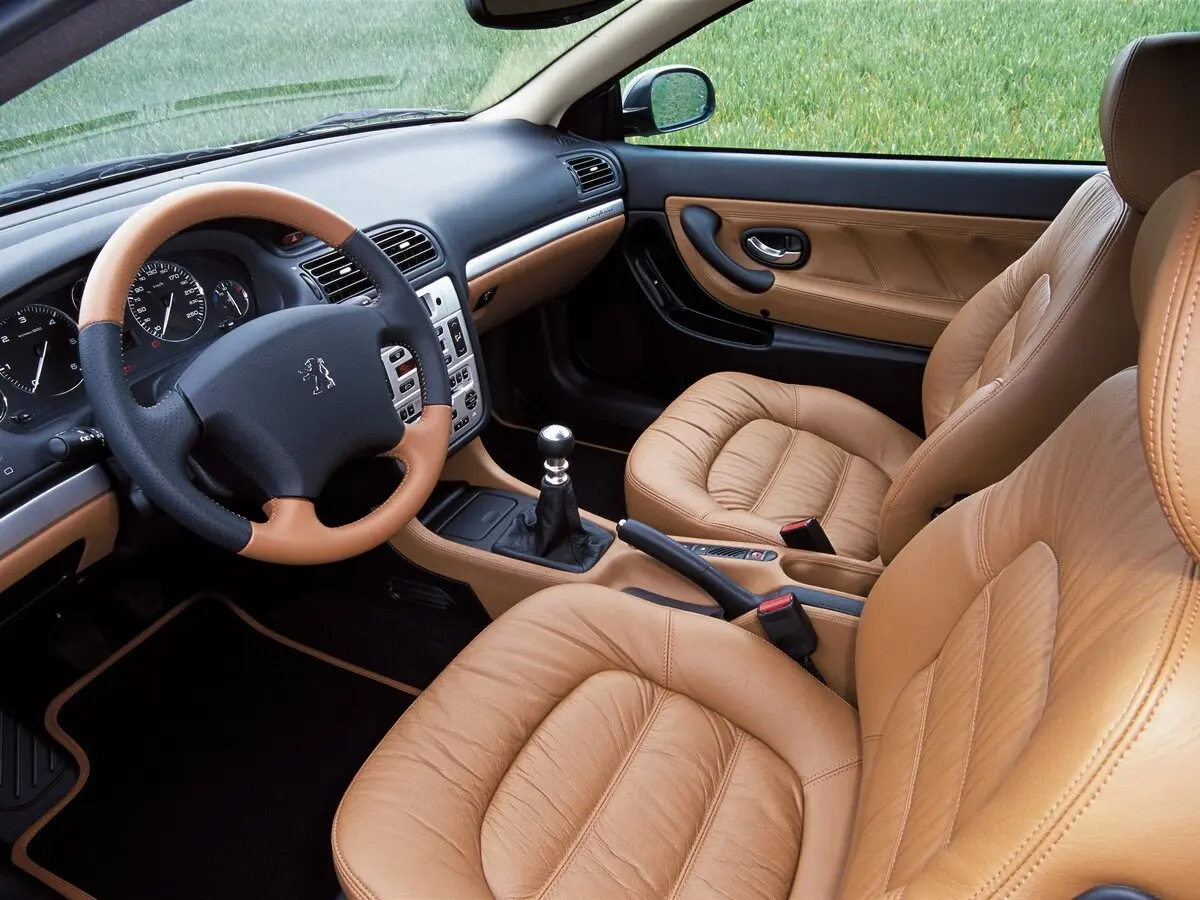 Peugeot 406 I Рестайлинг Купе — фото 7