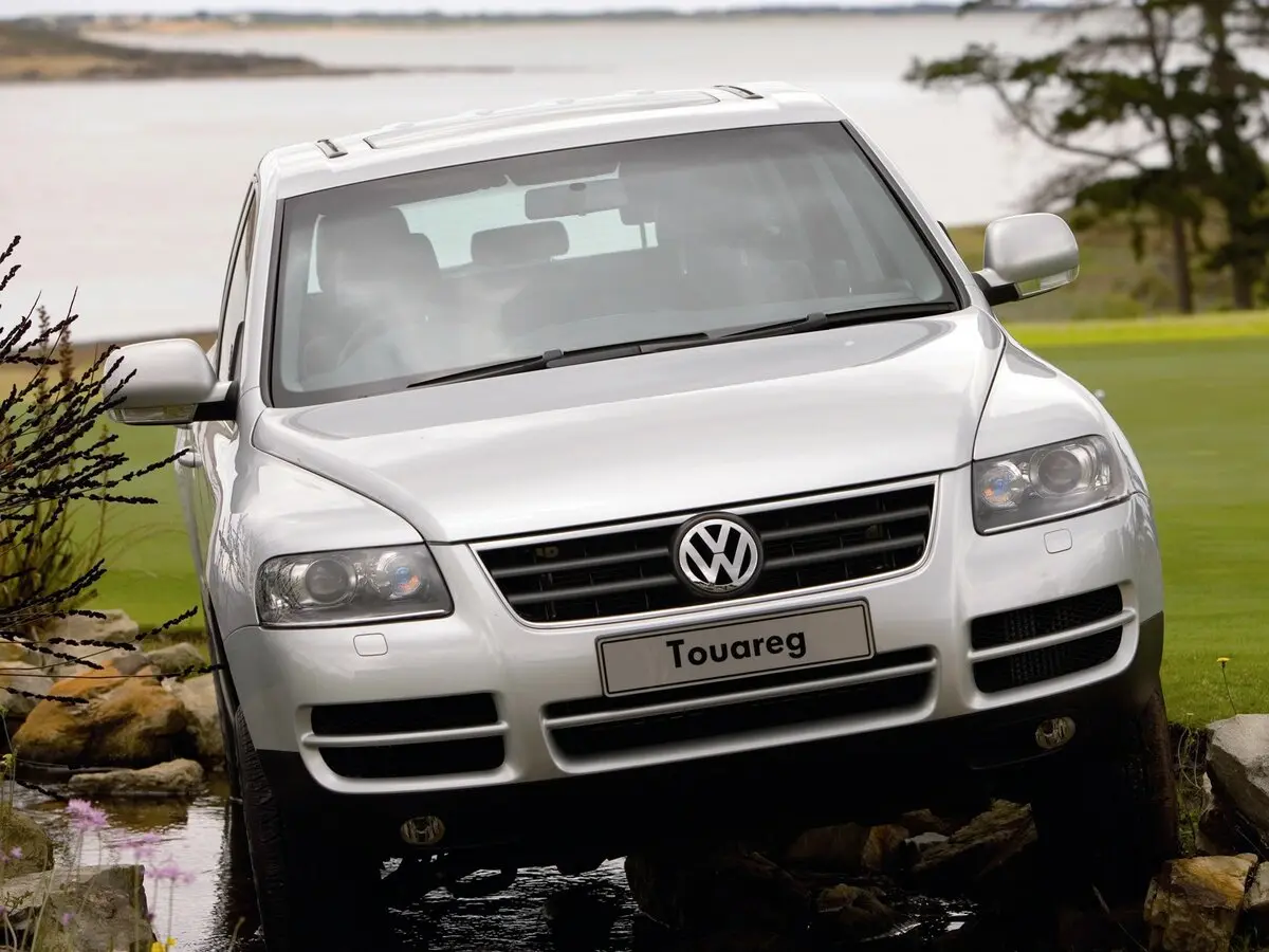 Volkswagen Touareg I Внедорожник 5 дв. — 照片 3