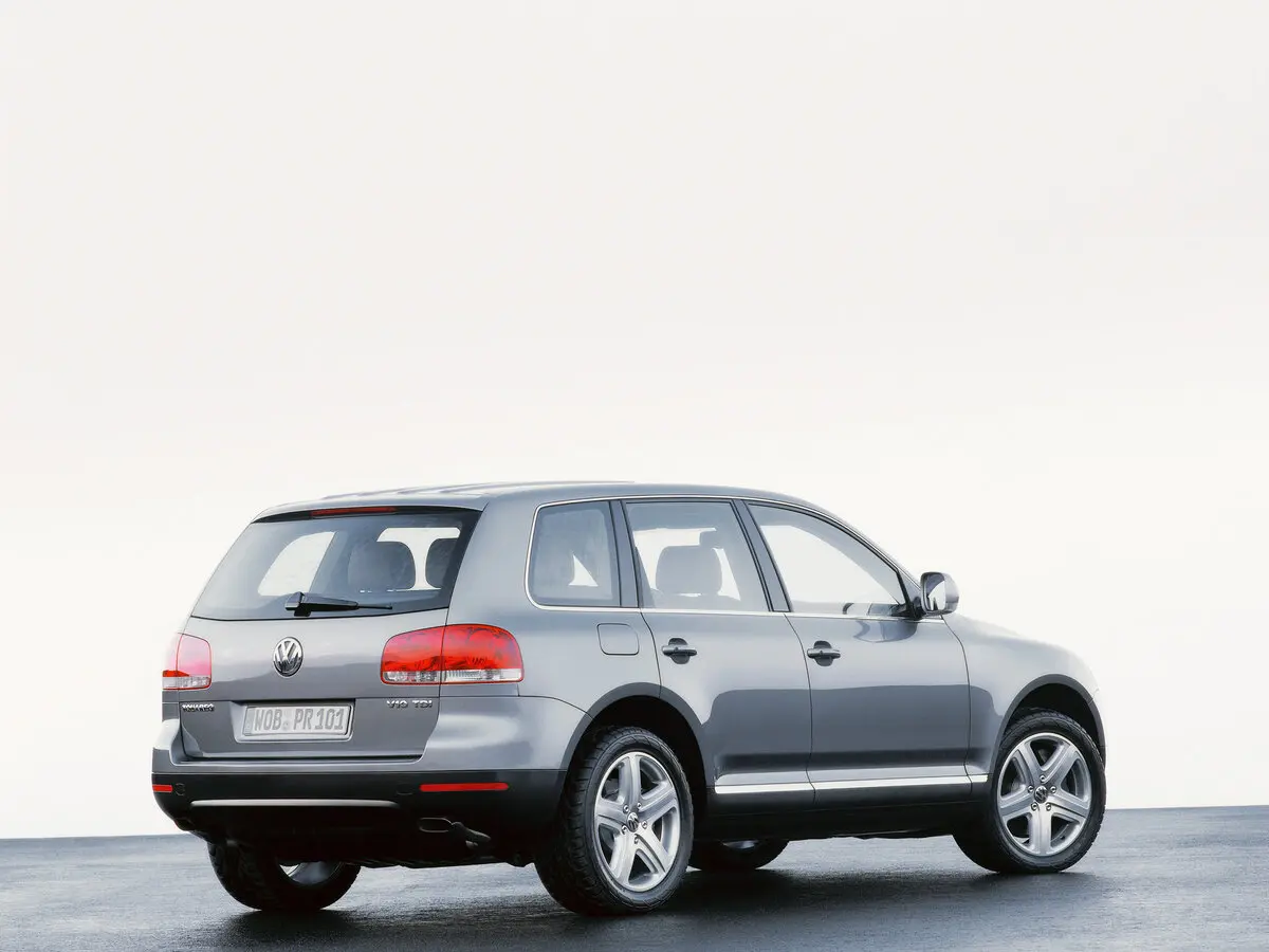Volkswagen Touareg I Внедорожник 5 дв. — 照片 5