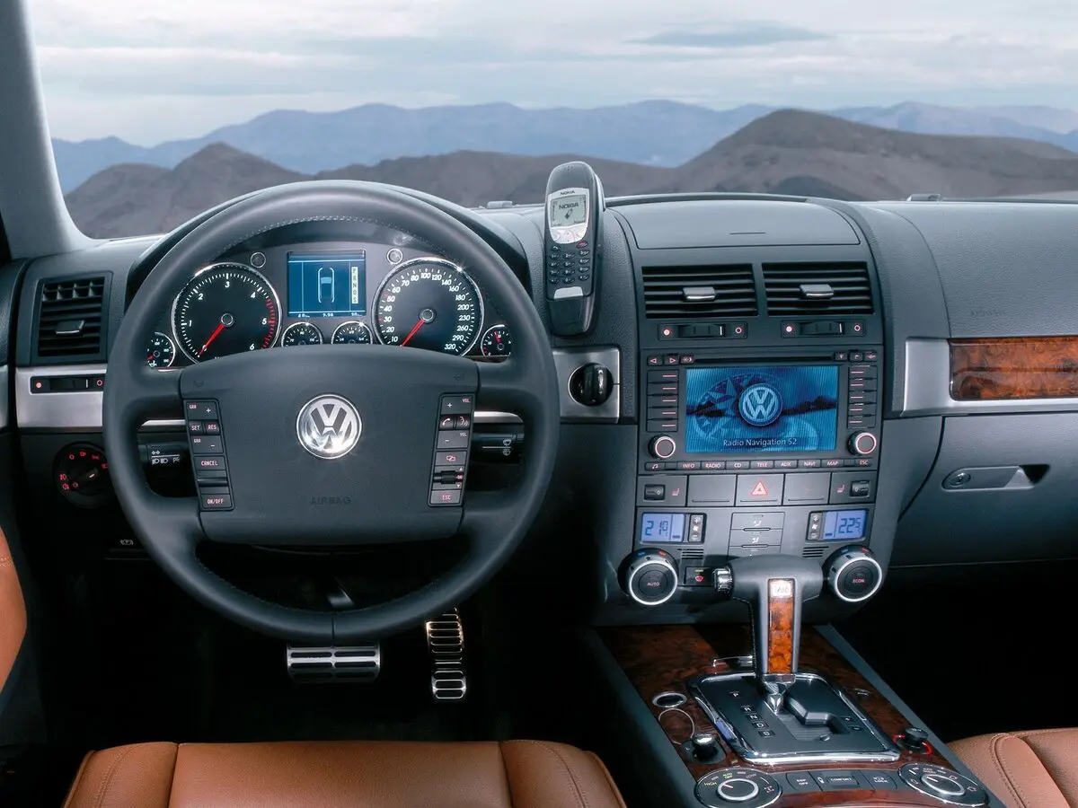 Volkswagen Touareg I Внедорожник 5 дв. — 照片 6