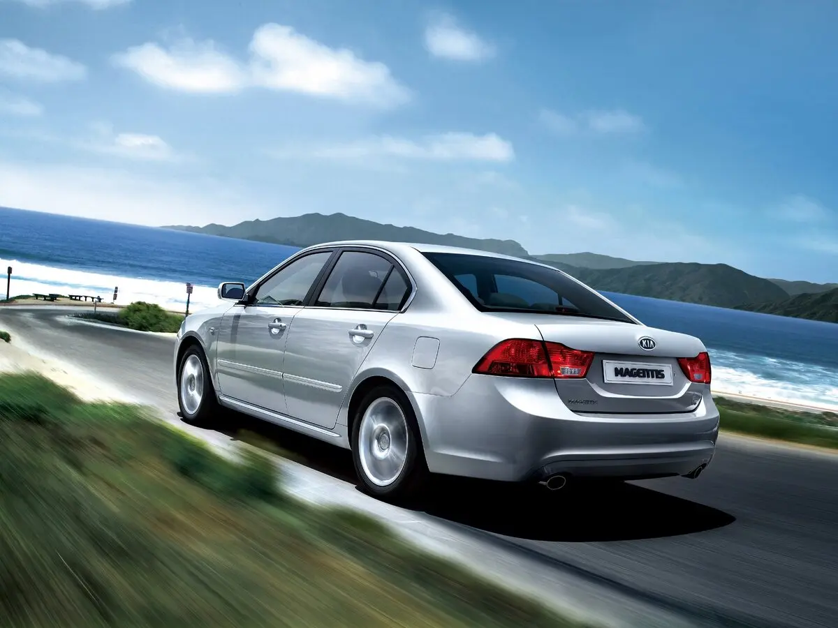 Kia Magentis II Рестайлинг Седан — сүрөт 5